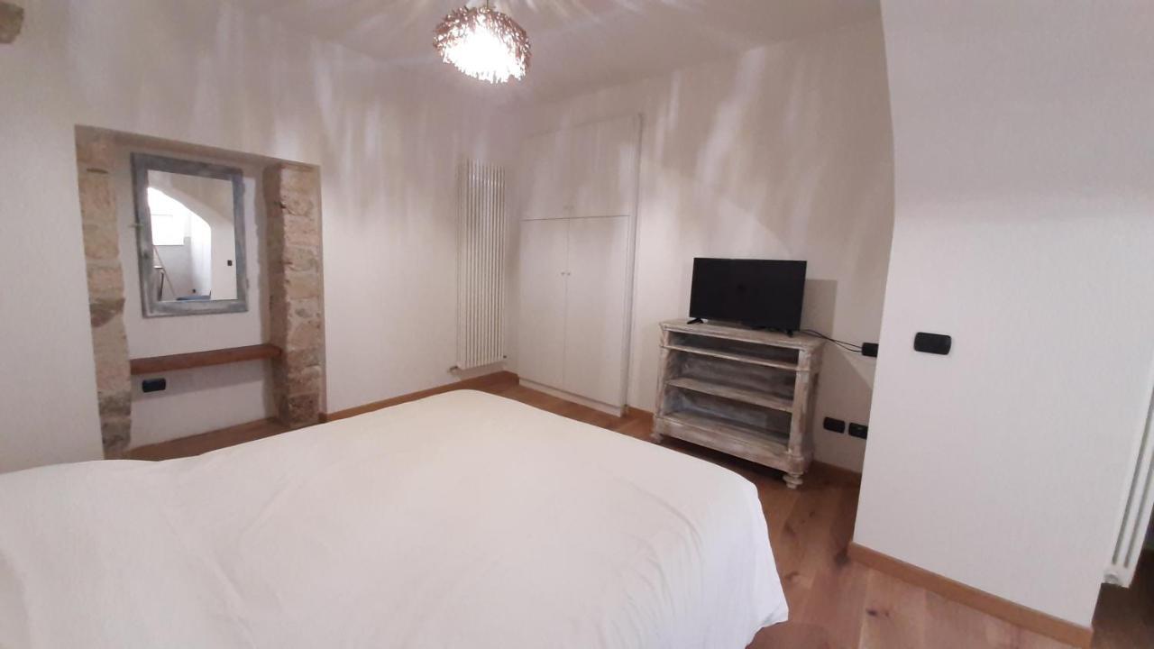 La Chicca In Centro - Centro Storico Ascoli Piceno Apartment Bagian luar foto